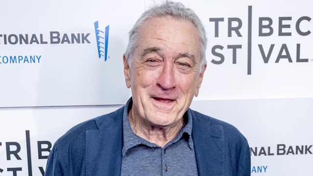 Robert De Niro Questions Karoline Leavitt’s Role Model Status — Shocking Controversy Erupts - 2025
