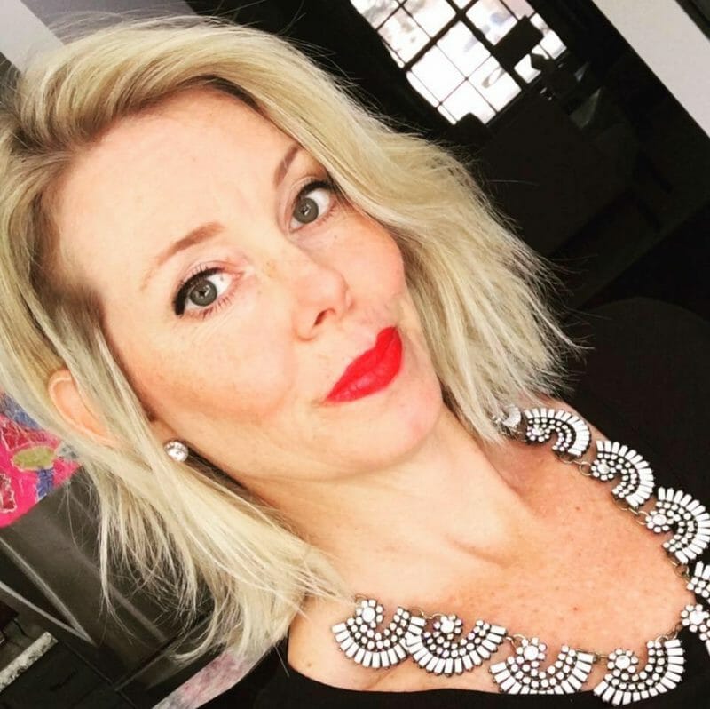 Strange ! Teacher’s Salary Secret Gone Viral — Volunteers Flood Her School with Supplies - 2025 3 Strange ! Teacher’s Salary Secret Gone Viral