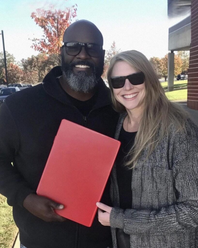20 Years After I Saved Him in a Storm, He Showed Up at My Door - Shocking 4 20 Years After I Saved Him in a Storm, He Showed Up at My Door - Shocking
